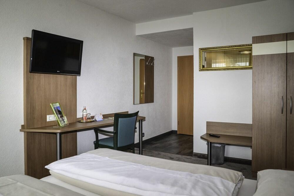 Flair Hotel Gruener Baum Donaueschingen Esterno foto