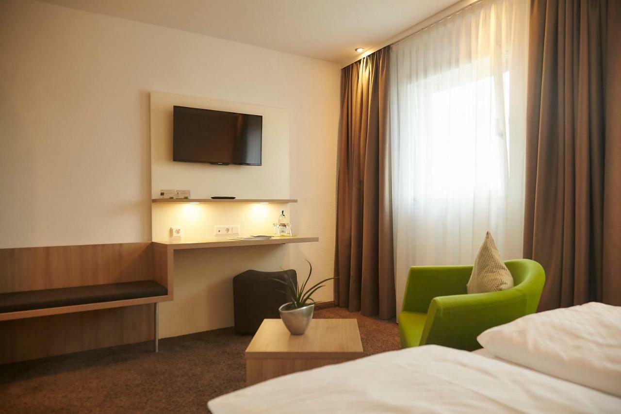 Flair Hotel Gruener Baum Donaueschingen Esterno foto