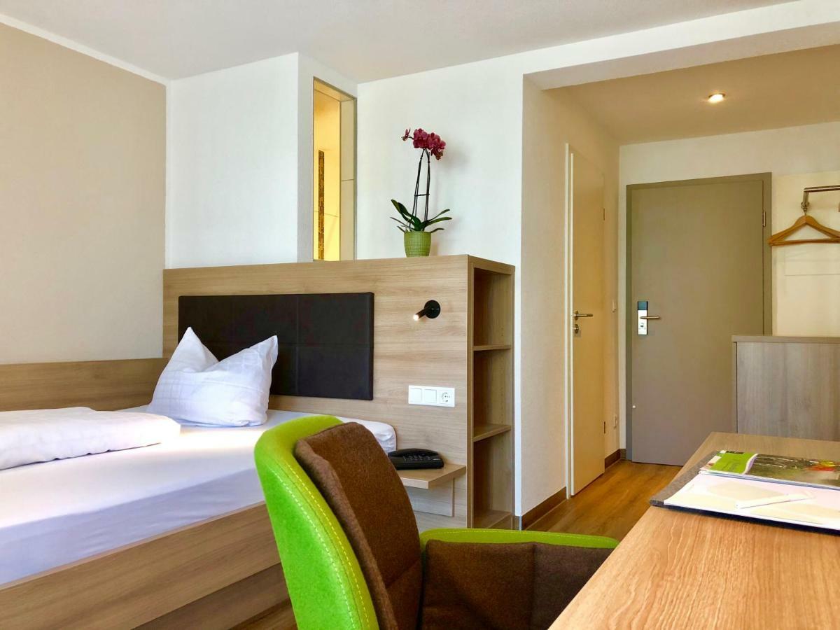 Flair Hotel Gruener Baum Donaueschingen Esterno foto